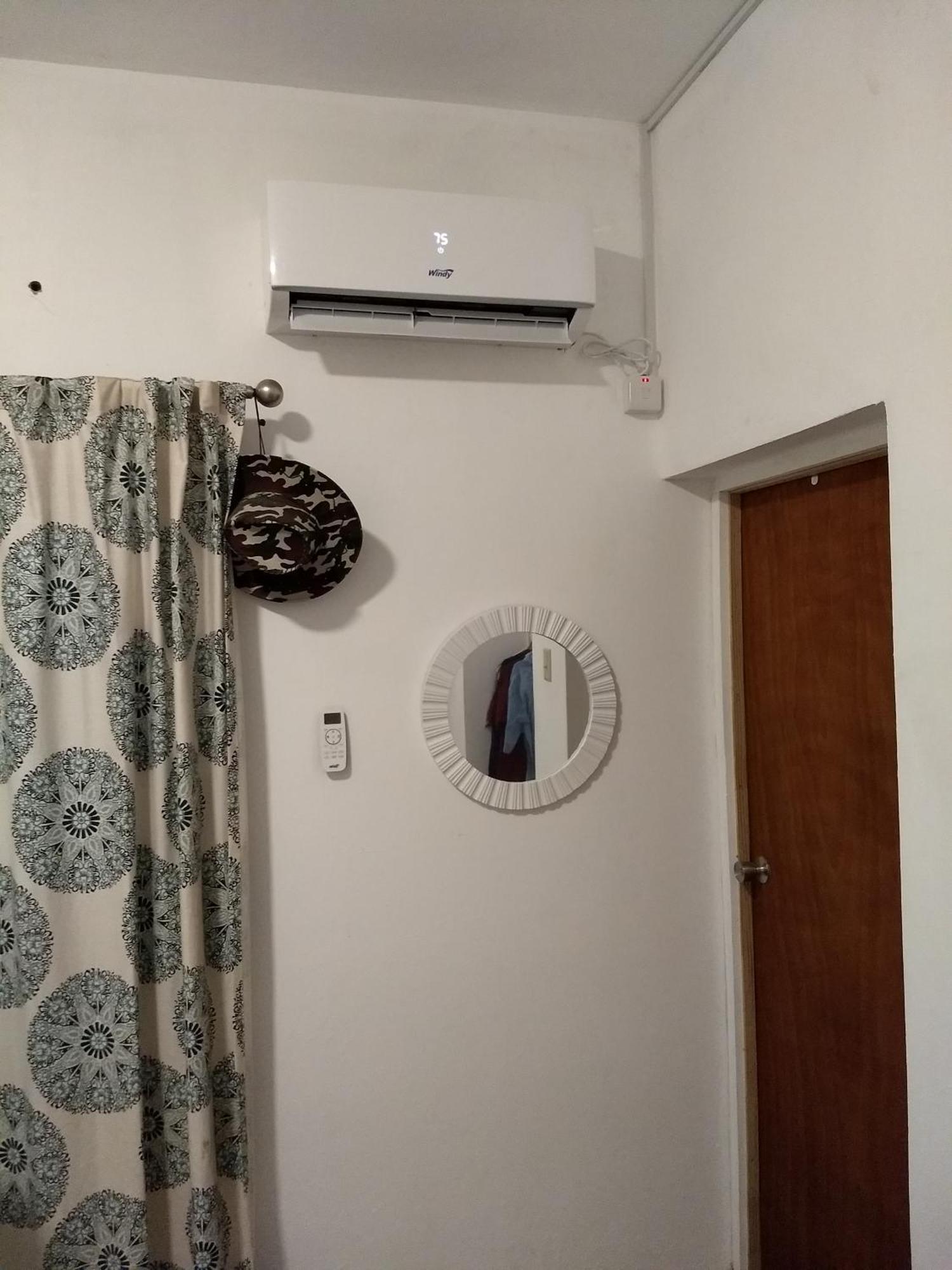 Dragonfly Hotel Трежър Бийч Екстериор снимка